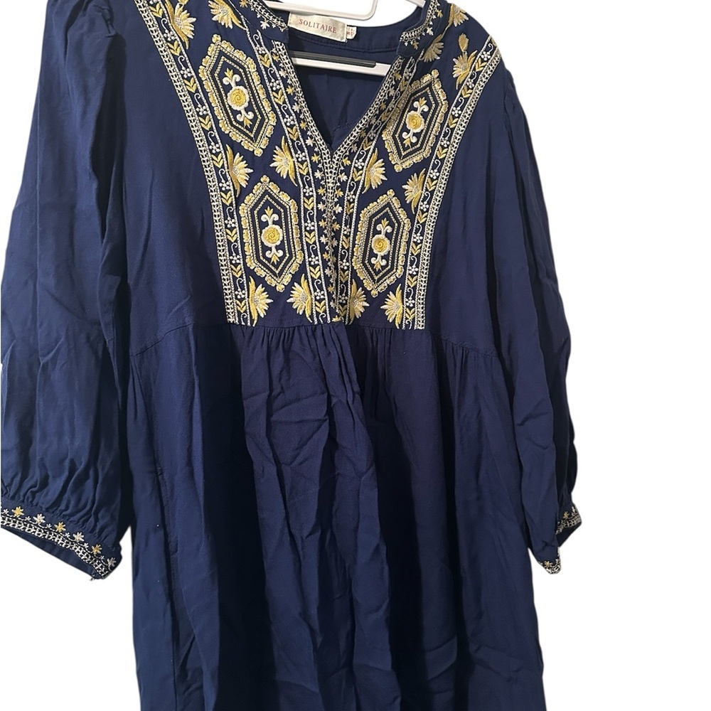 NWT SOLITAIRE Embroidered Yoke Front Dress Size S Navy Floral BOHO 3/4 Sleeve - Picture 2 of 5